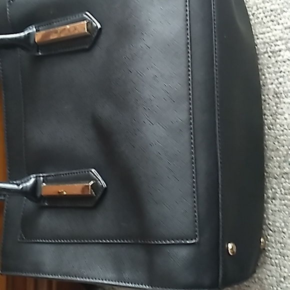 Women's Handbag - Picture 4 of 4